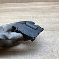 4F0820511A 0132801359  Air flap motor/actuator Audi A6 S6 C6 4F