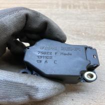 75622F 131102  Air flap motor/actuator Volvo S60