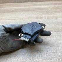 74935G 010903  Air flap motor/actuator Volvo XC90