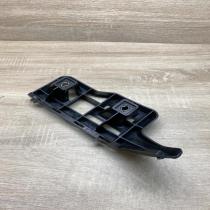 A2048852465   Rear bumper mounting bracket Mercedes-Benz GLK (X204)