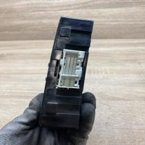CD3467560B CD34 67560B  Central body control module Mazda 6