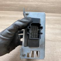 8E9035223   Sound amplifier Audi A4 S4 B7 8E 8H
