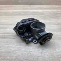 030133064F   Throttle body valve Volkswagen Golf IV