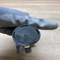 09128022   Vacuum valve Opel Vectra C