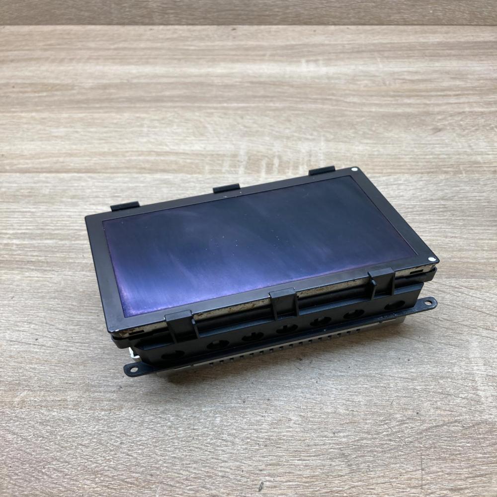 13156843   Screen/display/small screen Opel Vivaro