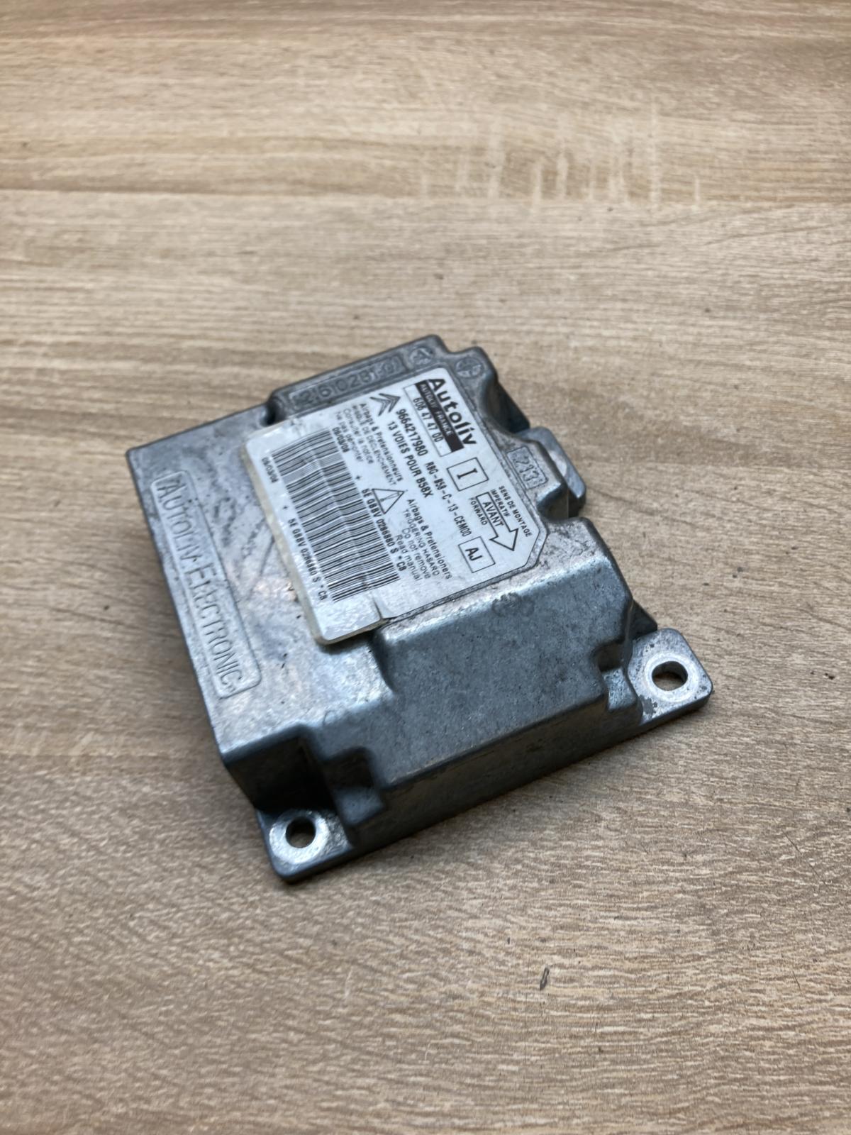 9664217980 606474700  Airbag control unit/module Citroen C5