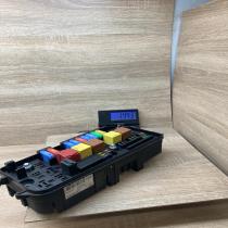 13144711   Fuse module Opel Signum