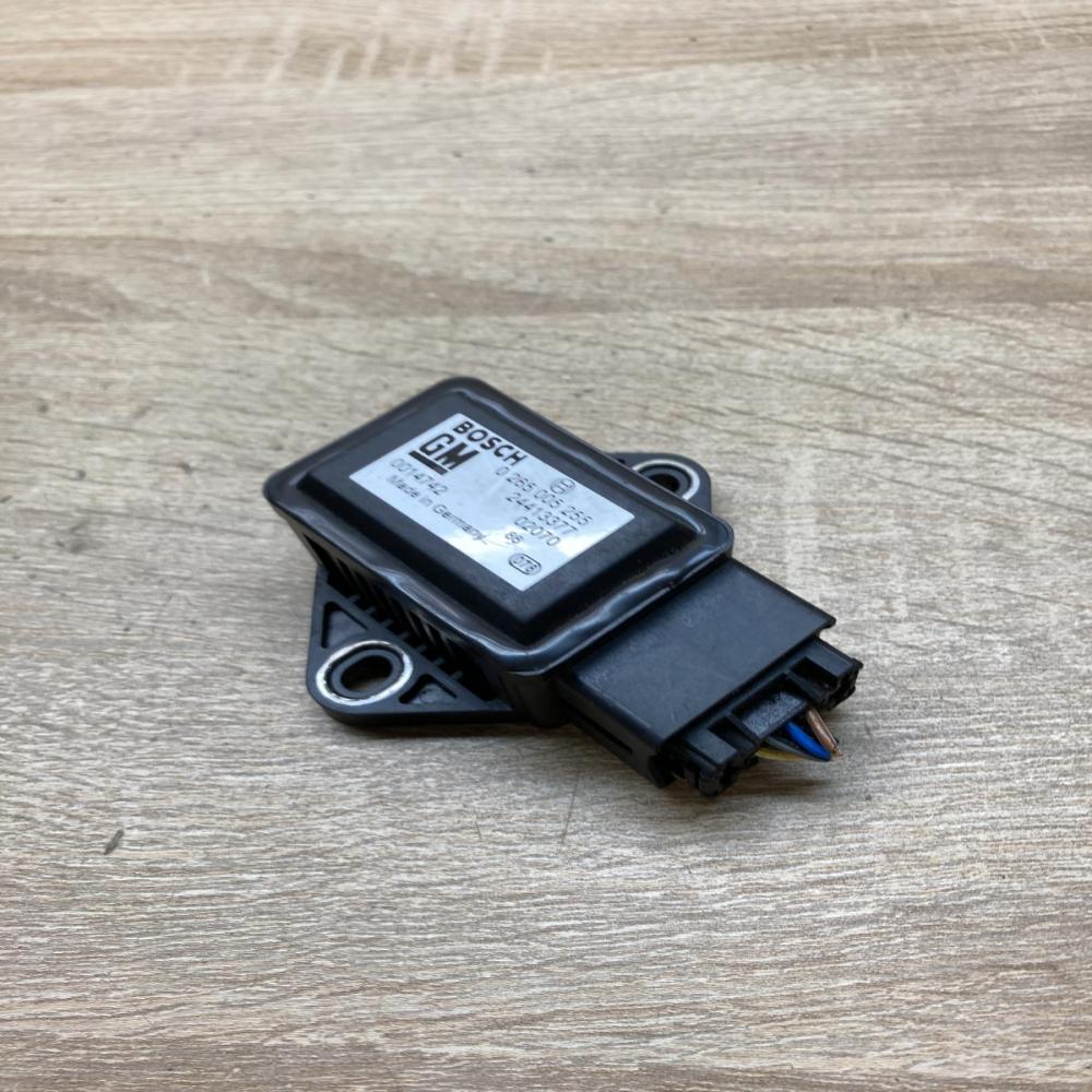 24413377 0265005255  ESP acceleration yaw rate sensor Opel Astra G