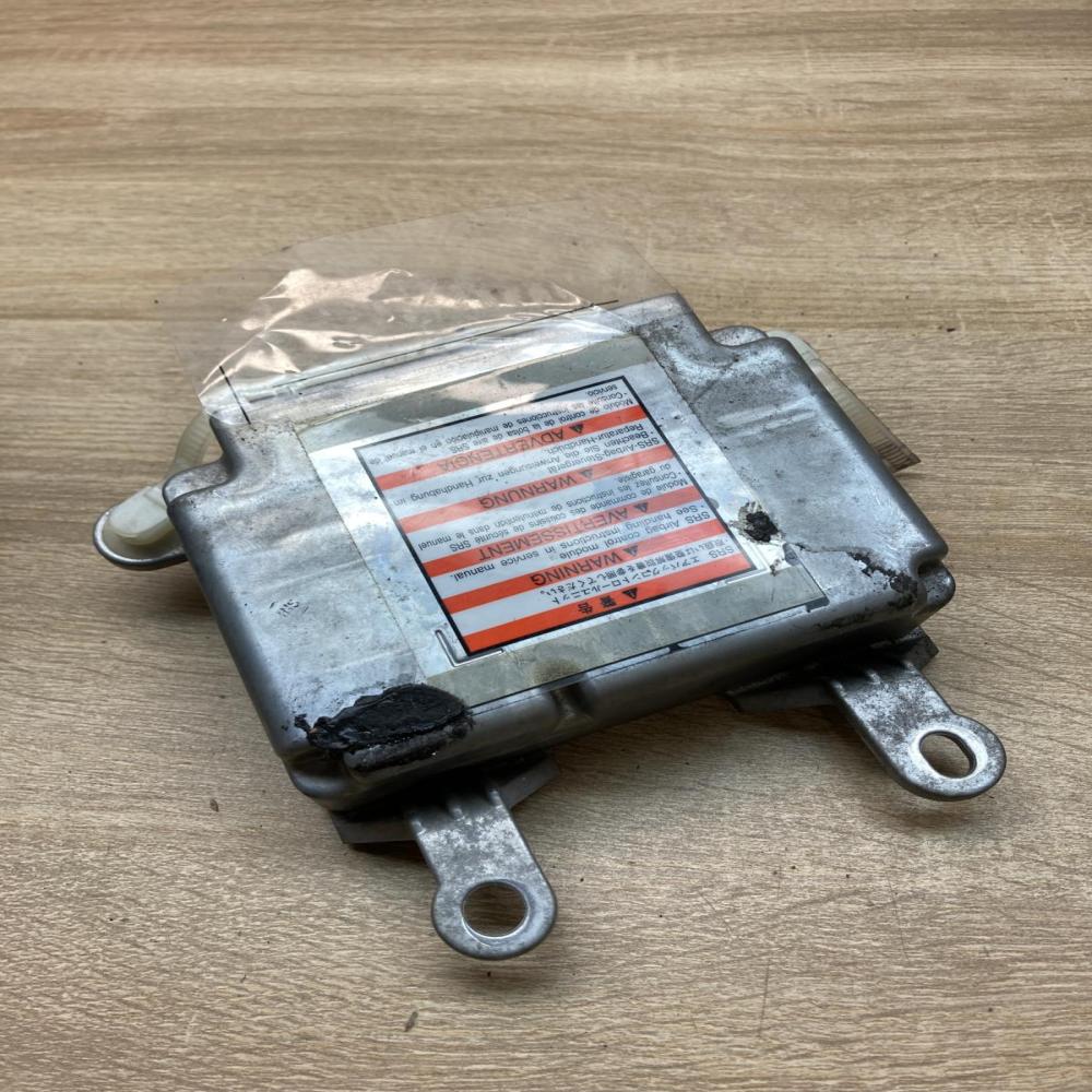 98221XA02A   Airbag control unit/module Subaru B9 Tribeca