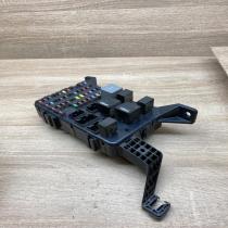 4S7T 14A073 AB 4S7T14A073AB  Fuse module Ford Mondeo Mk III
