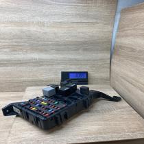4S7T 14A073 AB 4S7T14A073AB  Fuse module Ford Mondeo Mk III