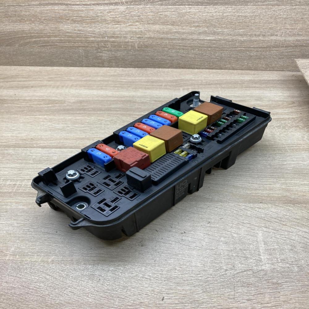 13170900   Fuse module Opel Vectra C