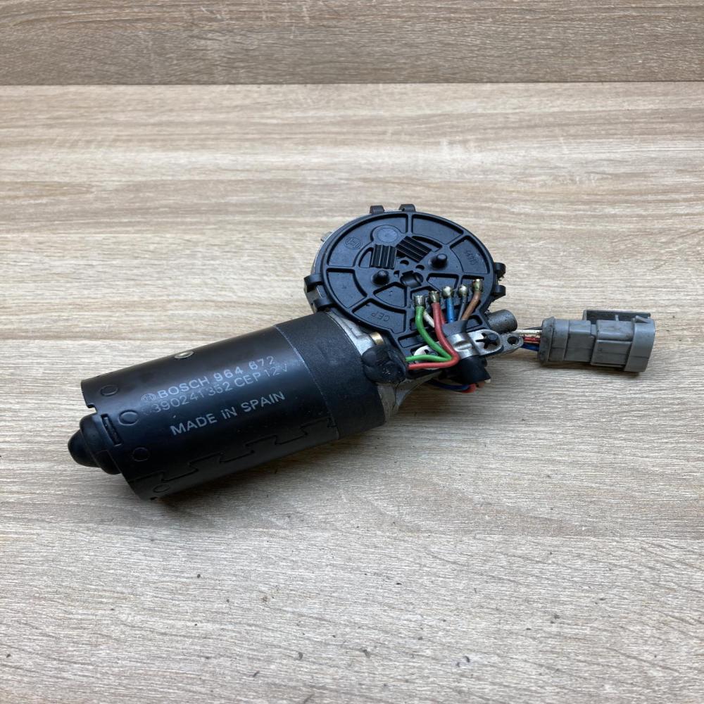 0390241352 964672  Wiper motor Renault Scenic I