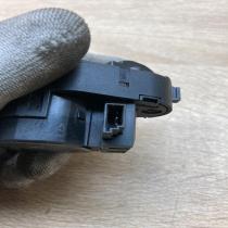 6902698   Air flap motor/actuator BMW 5 E39