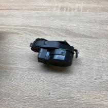 6902698   Air flap motor/actuator BMW 5 E39