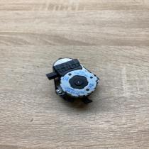 8363798   Air flap motor/actuator BMW 5 E39