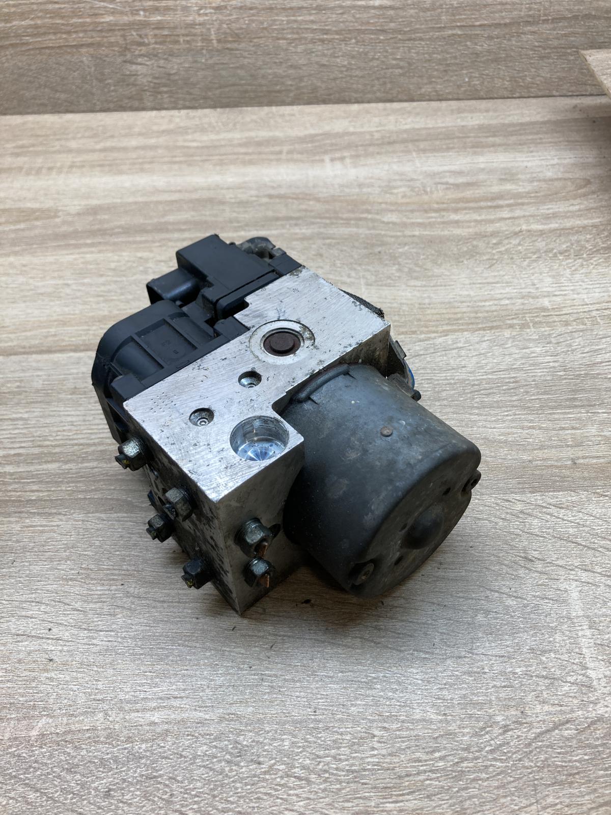 0273004362 90581417  ABS Pump Opel Zafira A