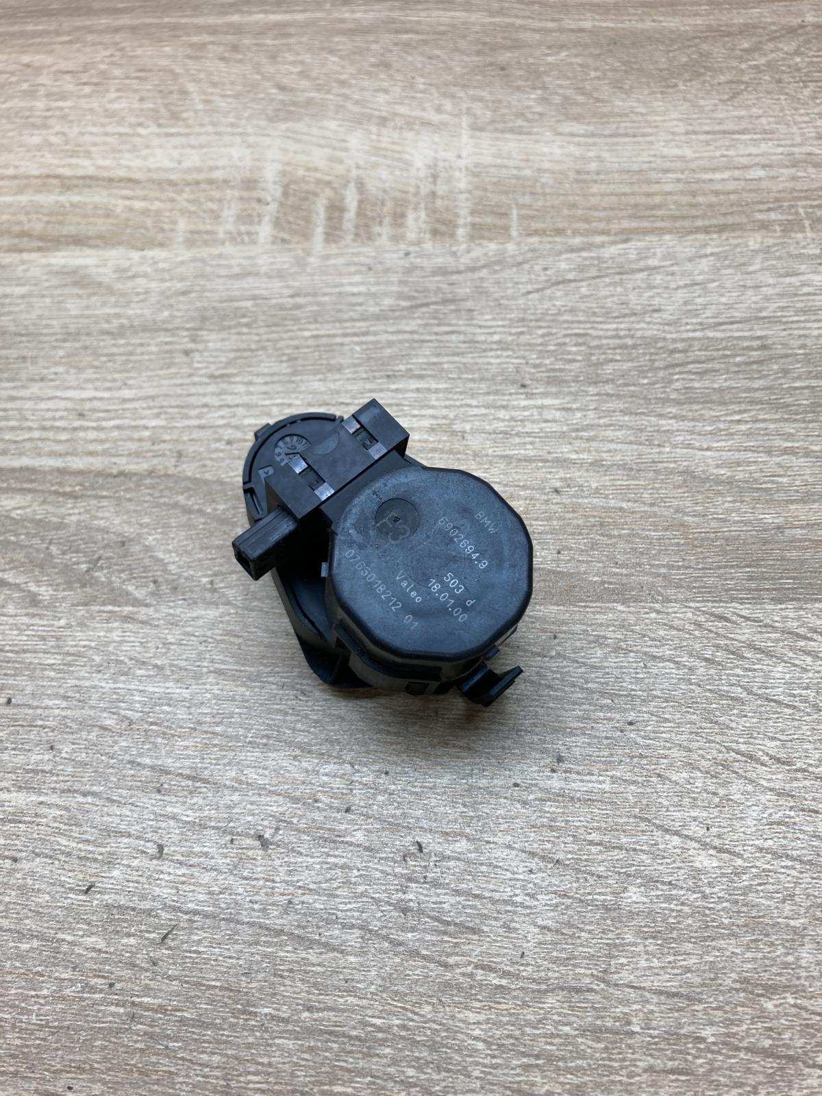 6902694   Air flap motor/actuator BMW 5 E39