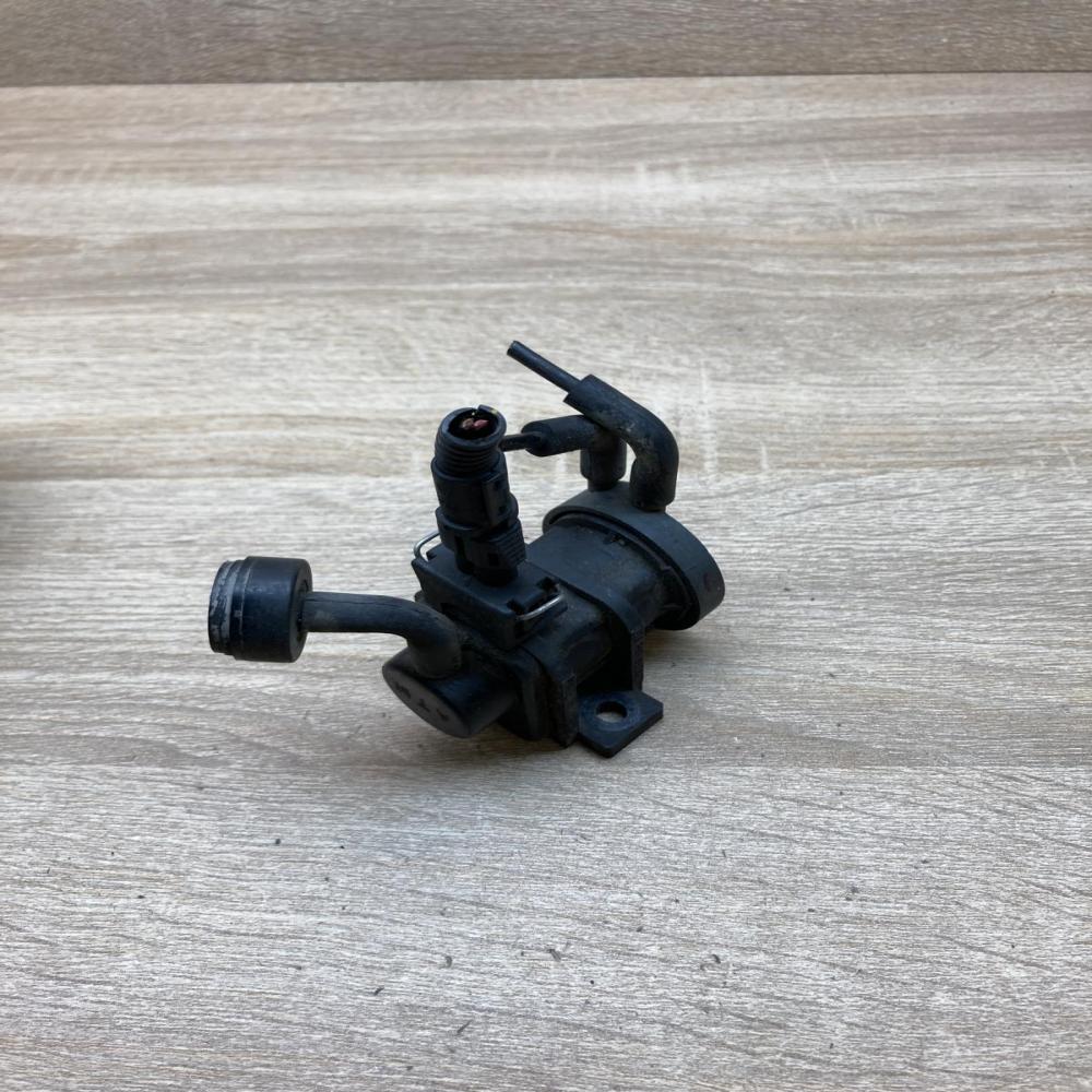 09128022   Vacuum valve Opel Vectra C
