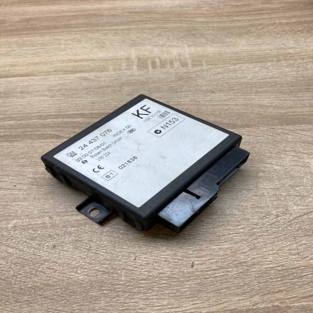 24437076   Comfort/convenience module Opel Zafira A