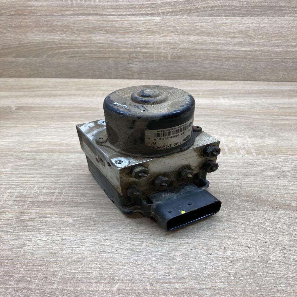 100948 01053 98AG 2M110 CA  ABS Pump Ford Focus