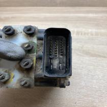 100948 01053 98AG 2M110 CA  ABS Pump Ford Focus