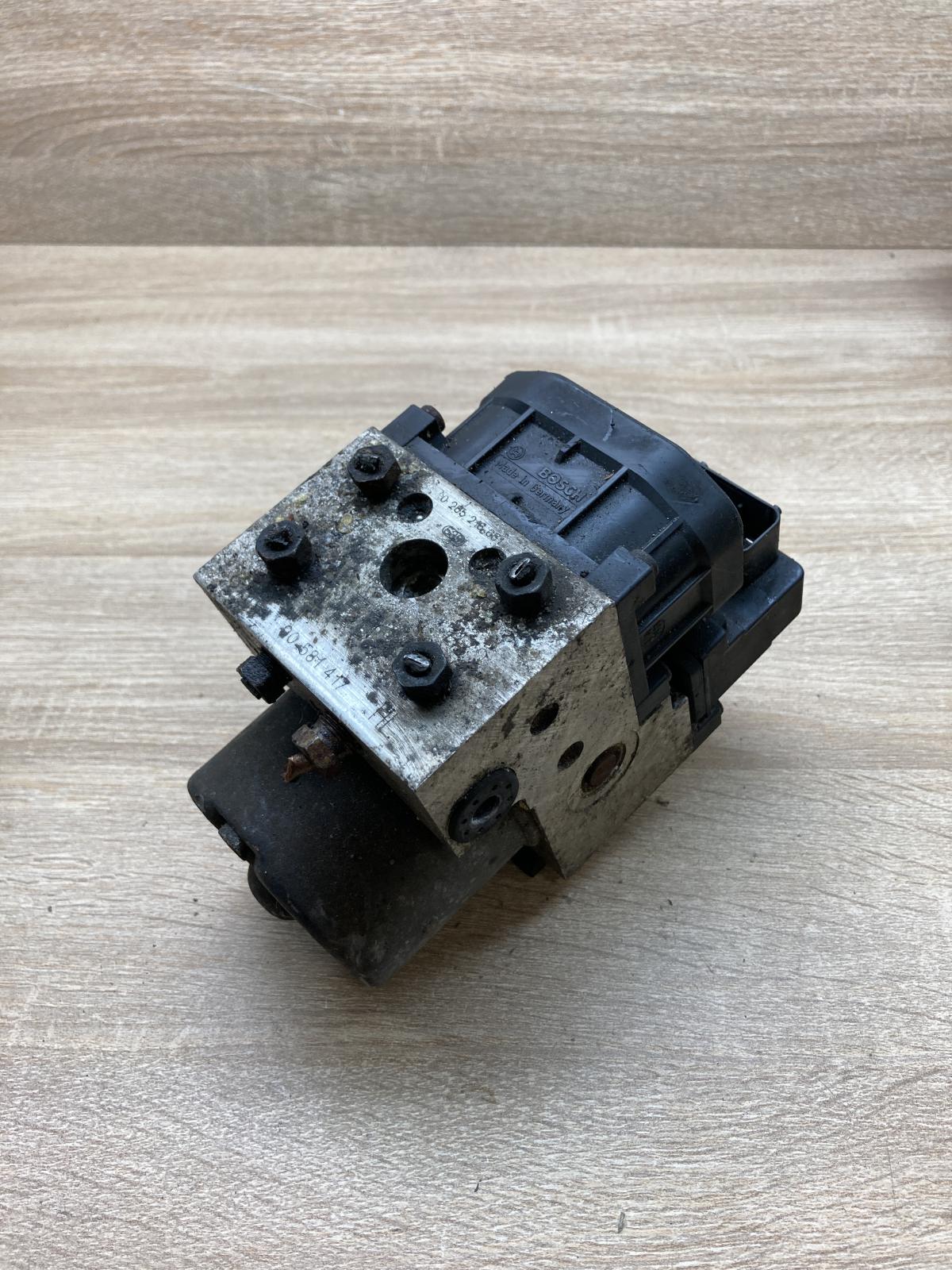 0273004362 90581417  ABS Pump Opel Zafira A