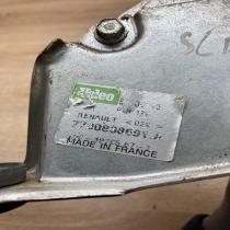 7700838691 7700838691A  Rear window wiper motor Renault Scenic I