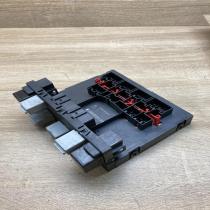 3C8937049E   Comfort/convenience module Volkswagen PASSAT B6