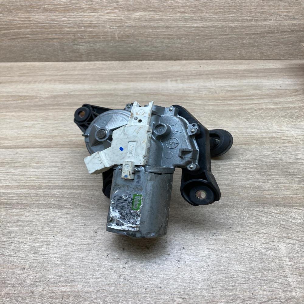 8200153458 C 8200153458C  Rear window wiper motor Renault Megane II