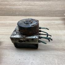 100946 14023 7700424520  ABS Pump Renault Laguna I