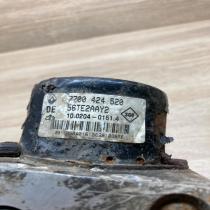 100946 14023 7700424520  ABS Pump Renault Laguna I