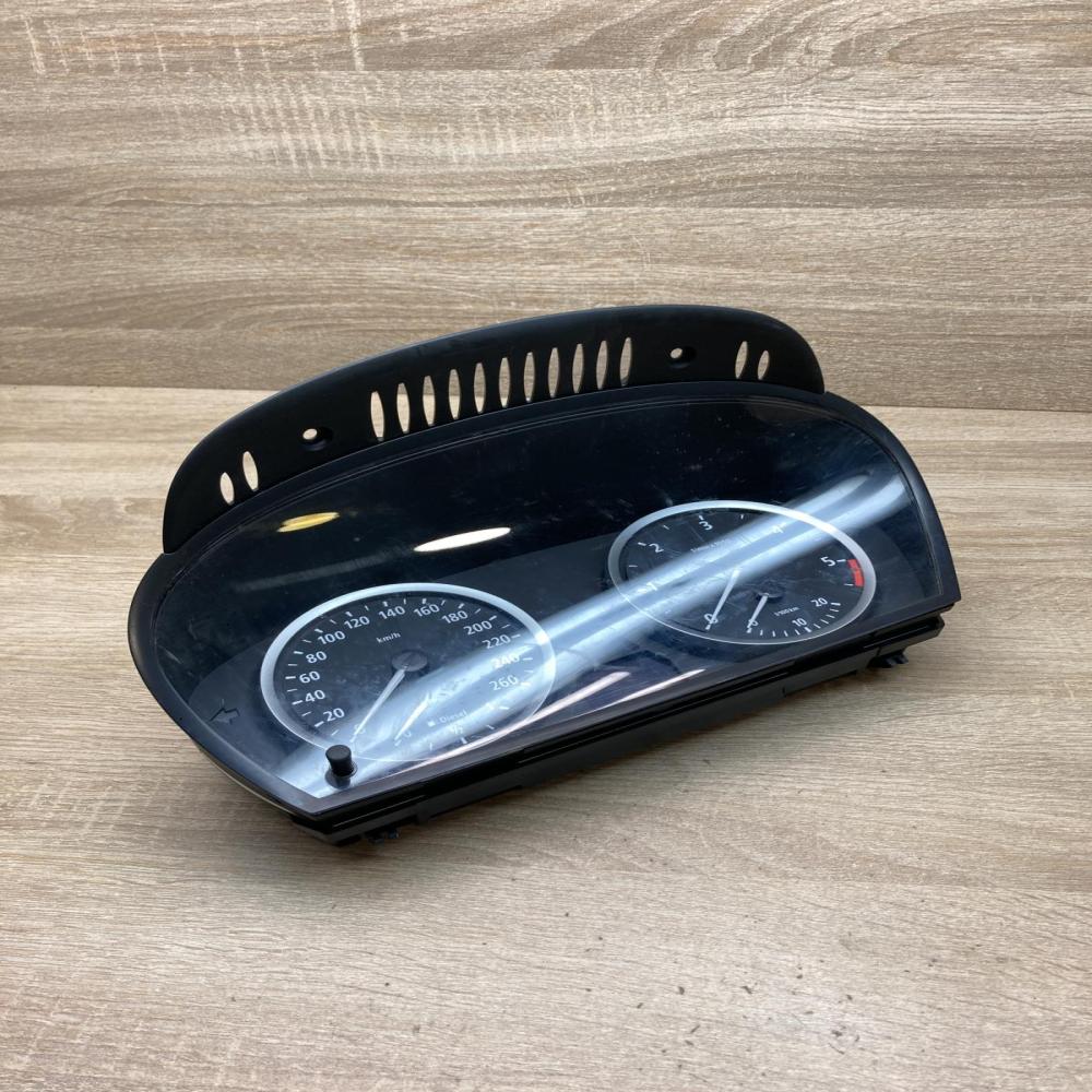 9135253   Speedometer (instrument cluster) BMW 5 E60 E61