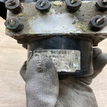 9496942 9496941  ABS Pump Volvo V70