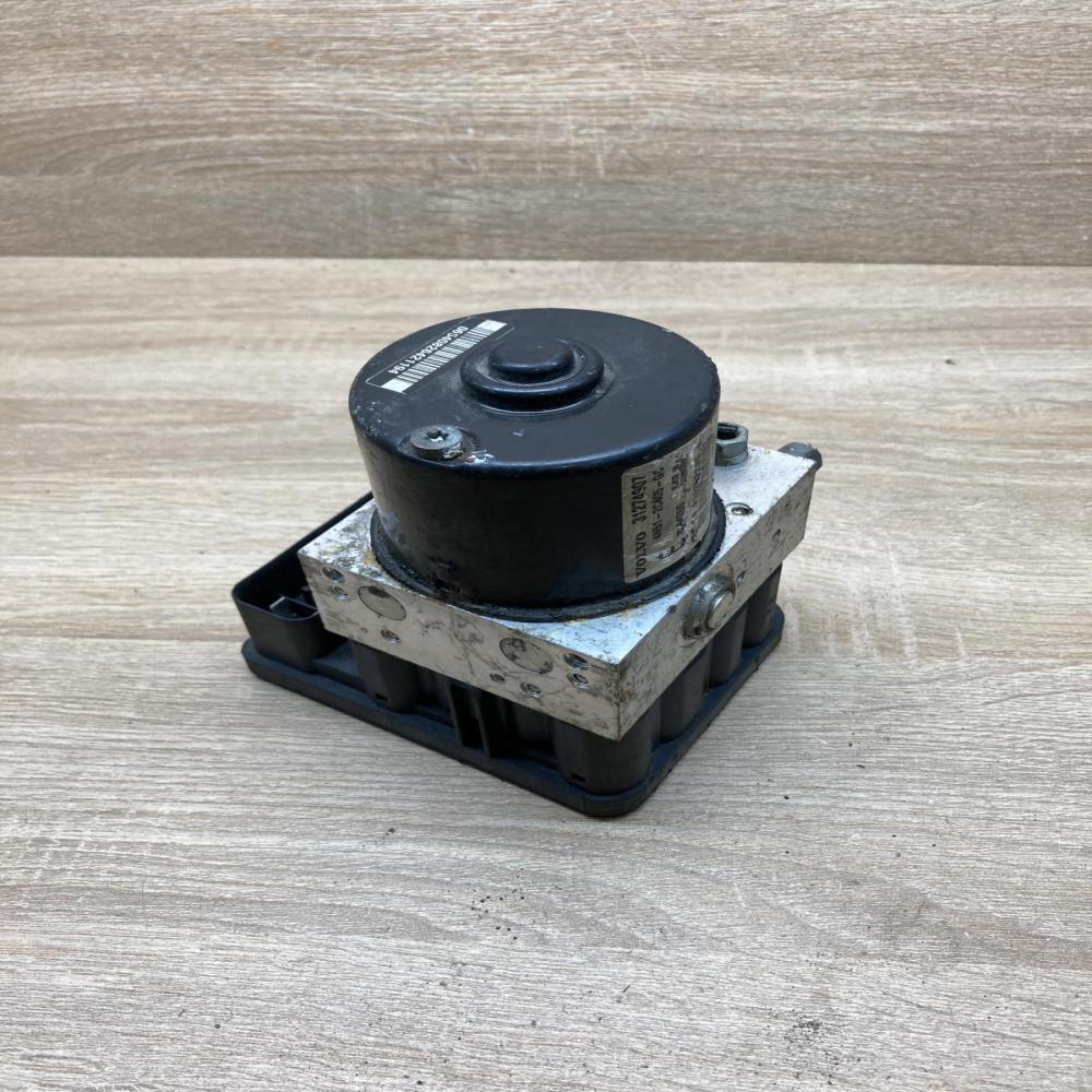 31274908 31274907  ABS Pump Volvo V50
