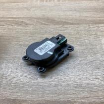 13372966 16456433R5  Air flap motor/actuator Opel Mokka X
