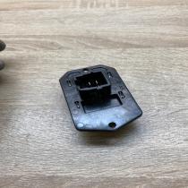 Toyota T250   Heater blower motor/fan resistor Toyota Avensis T250