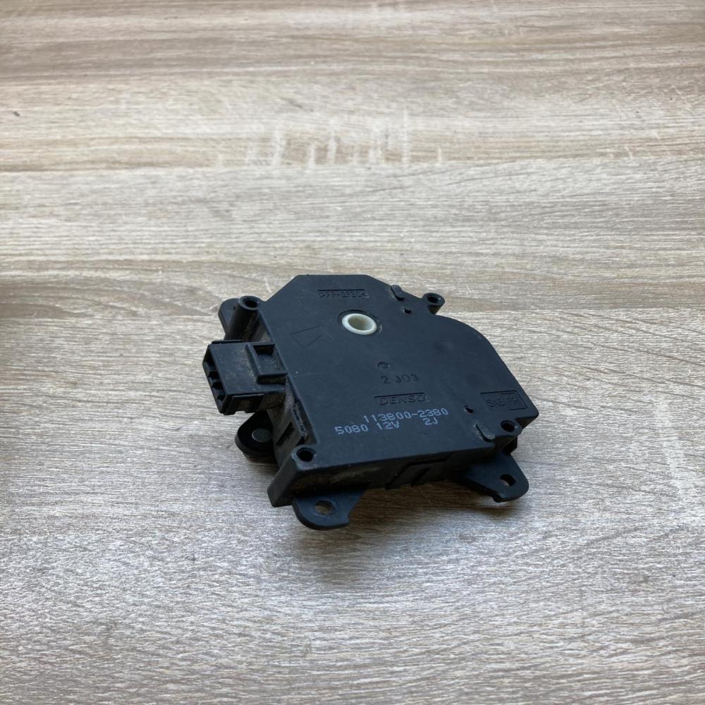 113800 2380   Air flap motor/actuator Honda Accord