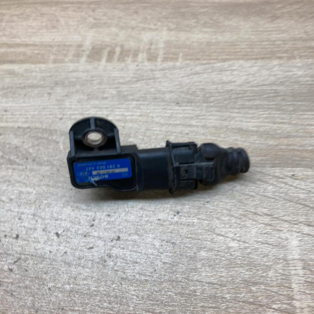 0281002437   Air pressure sensor Opel Astra H