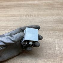 736059   Other relay Peugeot 406