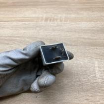 736059   Other relay Peugeot 406