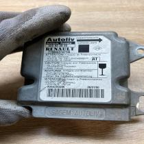 7700437471A 550803800  Airbag control unit/module Renault Megane I