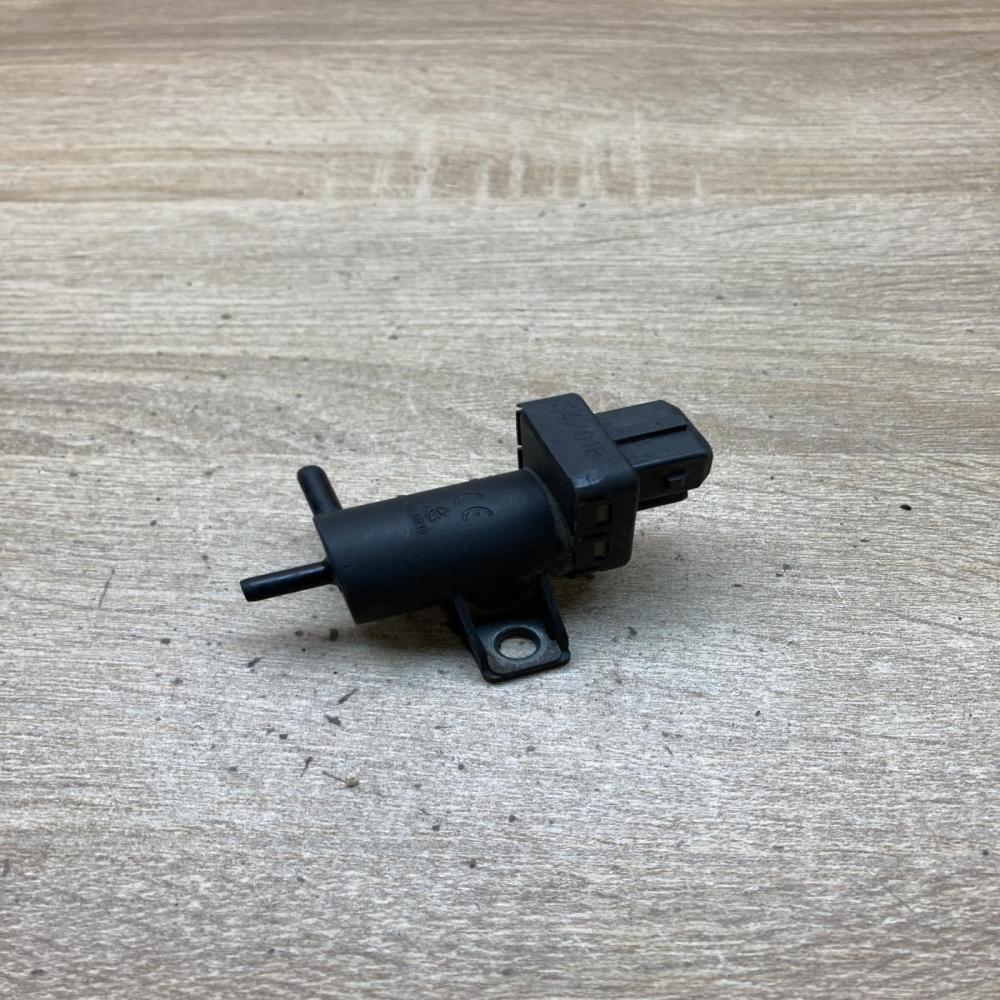 7700113709   Turbo solenoid valve Renault Megane III