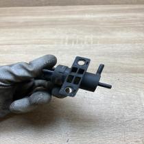 7700113709   Turbo solenoid valve Renault Megane III