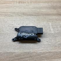 0132801363   Air flap motor/actuator Volkswagen PASSAT B6