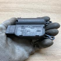 8E2820511B 01432801308  Air flap motor/actuator Audi A4 S4 B6 8E 8H