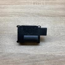 4F0820511B 0132801369  Air flap motor/actuator Audi A6 S6 C6 4F