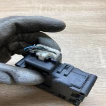 5W19F   Air flap motor/actuator Nissan Primera