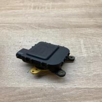 8D2820511C 0132801244  Air flap motor/actuator Audi A4 S4 B5 8D