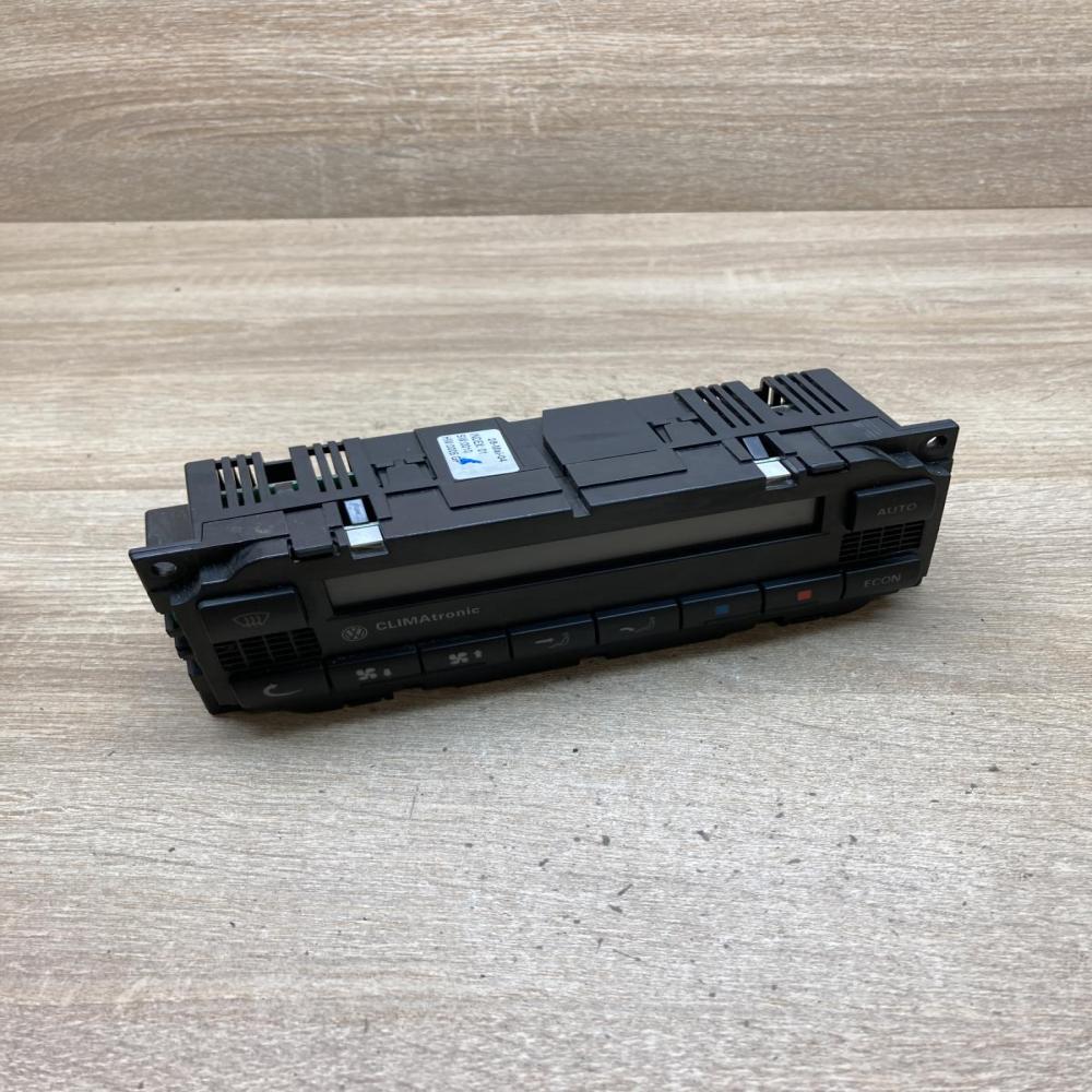 3B1907044K   Climate control unit Volkswagen PASSAT B5.5